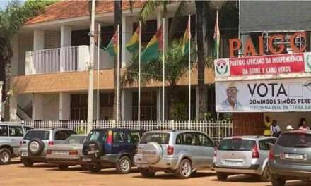 Polícia guineense levantou o cerco à sede do PAIGC.