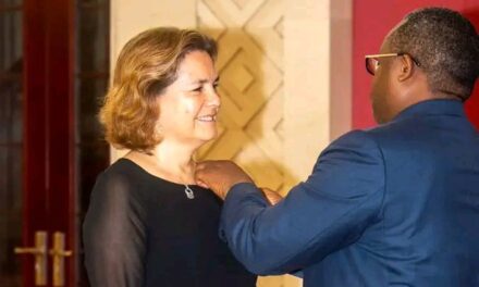 PR condecora a Embaixadora da UE na Guiné-Bissau