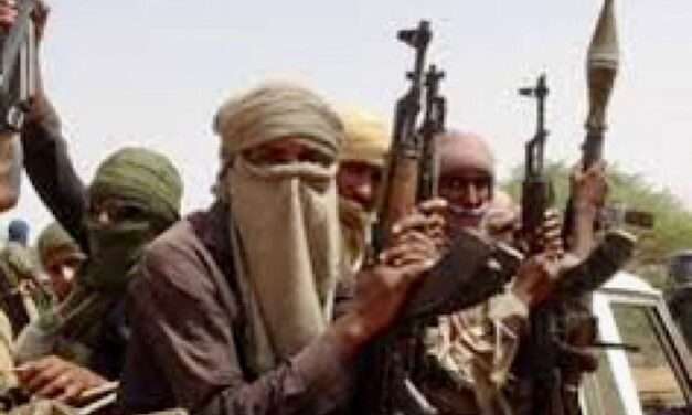 Niger: Dezenas de soldados mortos em suspeito ataque jihadista