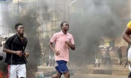 Ataques de Domingo em Serra Leoa Considerados Tentativa de Golpe, Segundo Ministro