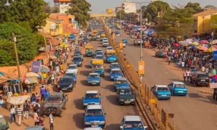 Bissau: jovens detidos por terem manifestado contra dissolução do parlamento.