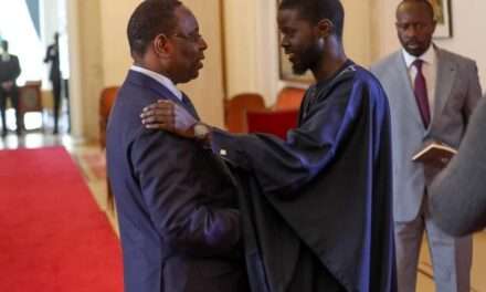 Presidente Macky Sall Recebe Sucessor Bassirou Diomaye Faye